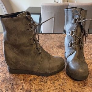 NWT wedge booties